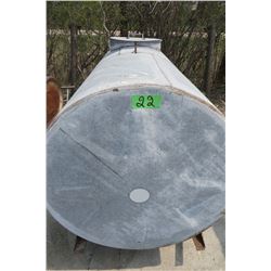 water tank on skid 250 gal approx,