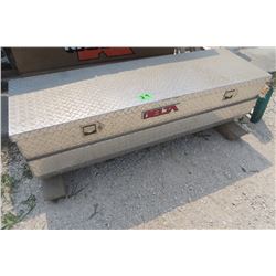Aluminum pickup tool box