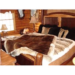 Beaver blanket with coyote trim