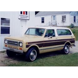 1977 INTERNATIONAL SCOUT TRAVELER