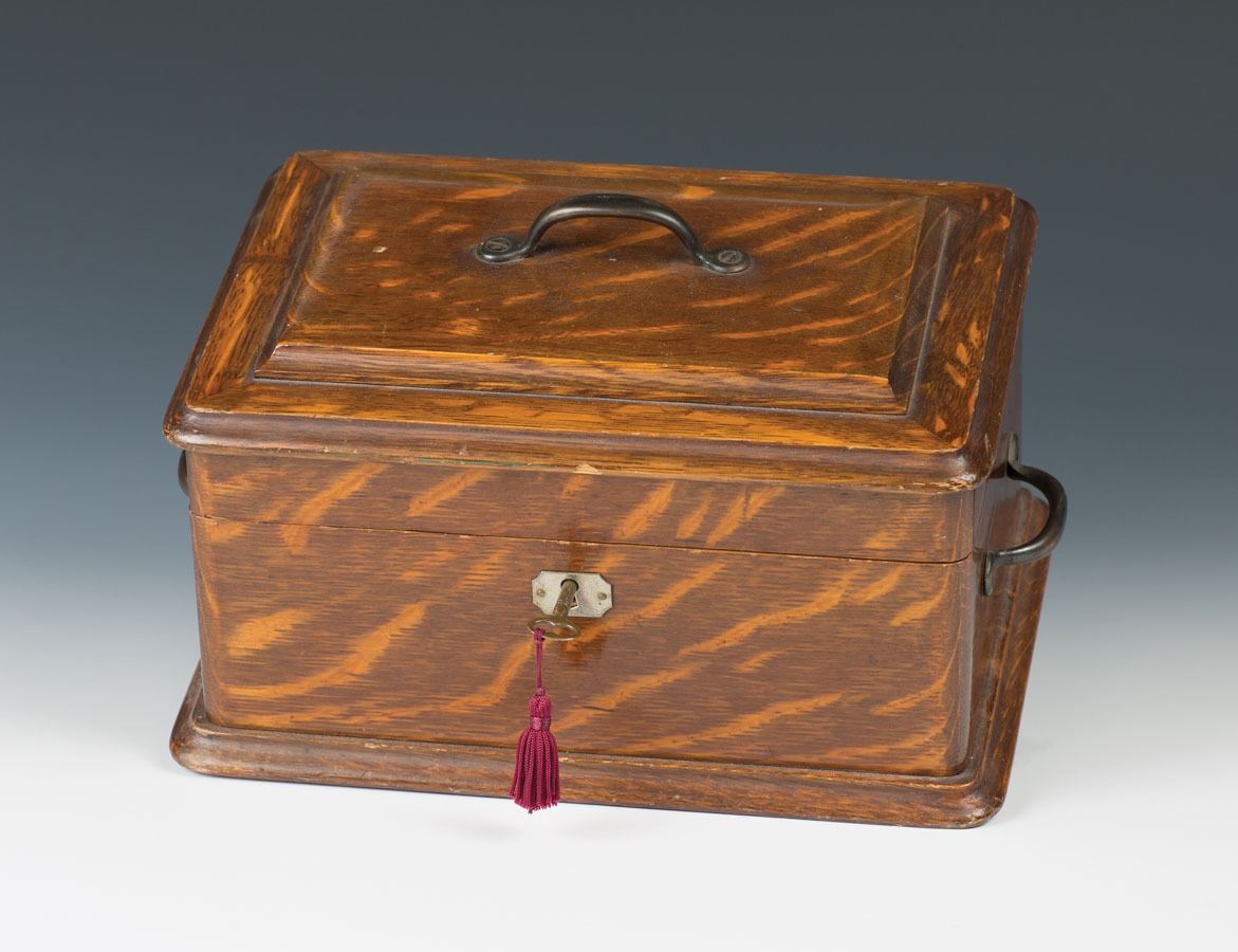 Vintage Poker Chip Set