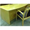 Image 2 : MAPLE EXECUTIVE BOW FRONT DESK