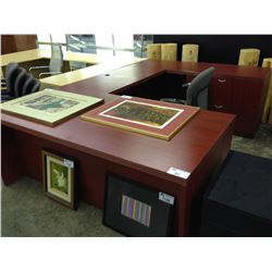 MAHOGANY FLUTED EDGE U-SHAPE OFFICE SUITE WITH DESK, CREDENZA AND BRIDGE