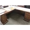 Image 2 : DARK WOOD TRADITIONAL L-SHAPE EXECUTIVE DESK