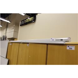 DA-LITE MODEL B 6.5' PROJECTION SCREEN