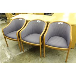 ROUND BACK CLIENT CHAIR