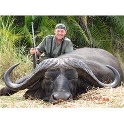 7 Day Cape Buffalo Hunt in Tanzania for One Hunter
