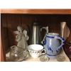 Image 8 : China, Cut Glass and Ironstone Lot