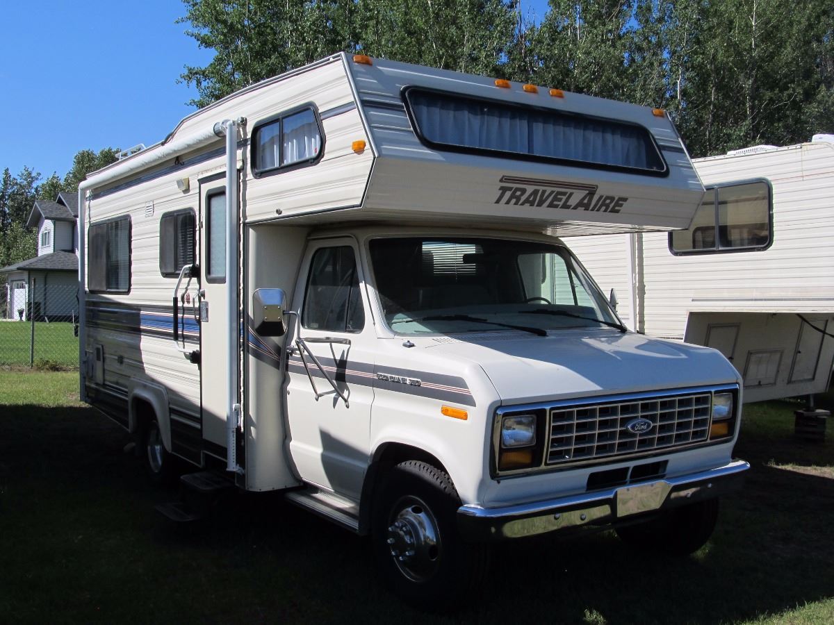 1986 Rv 1986 FORD CLASS C TRAVELAIRE MOTORHOME