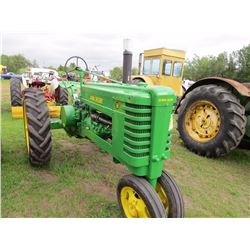 JOHN DEERE H TRACTOR
