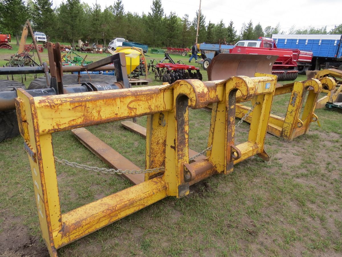 CWS QUICK ATTACH FORKS FOR KOMATSU 380 WHEEL LOADER