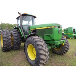 JOHN DEERE 4760 TRACTOR