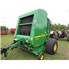 Image 2 : JOHN DEERE 568 ROUND BALER