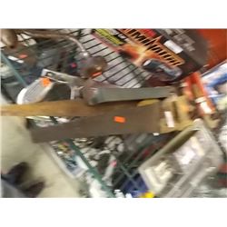 BUNDLE SAWS & PRY BARS