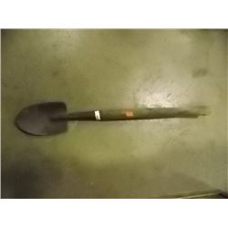 RETRO GARDEN SHOVEL