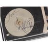 Image 2 : MICHAEL JACKSON SIGNED STEREO AND BOX