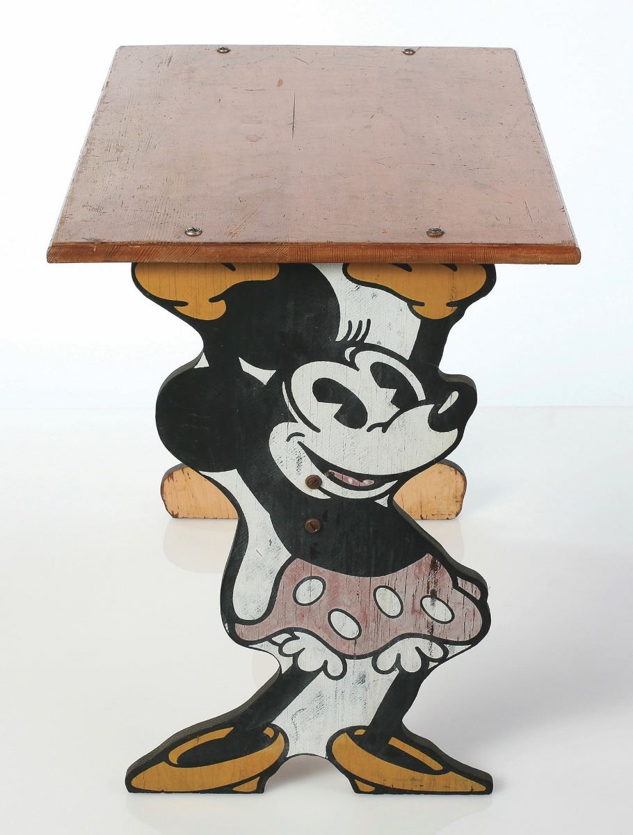 Mickey Mouse And Minnie Mouse Desk