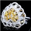 Image 1 : 18K Gold 2.12ctw Fancy Color Diamond Ring