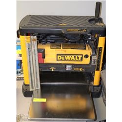 DEWALT DW 73412 THICKNESS PLANER WITH EXTRA