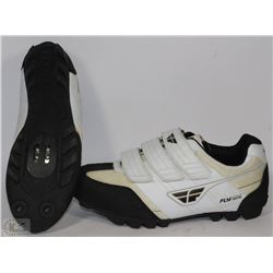 PAIR OF NEW FLY RACING PEDAL CLIP BICYCLE SHOES