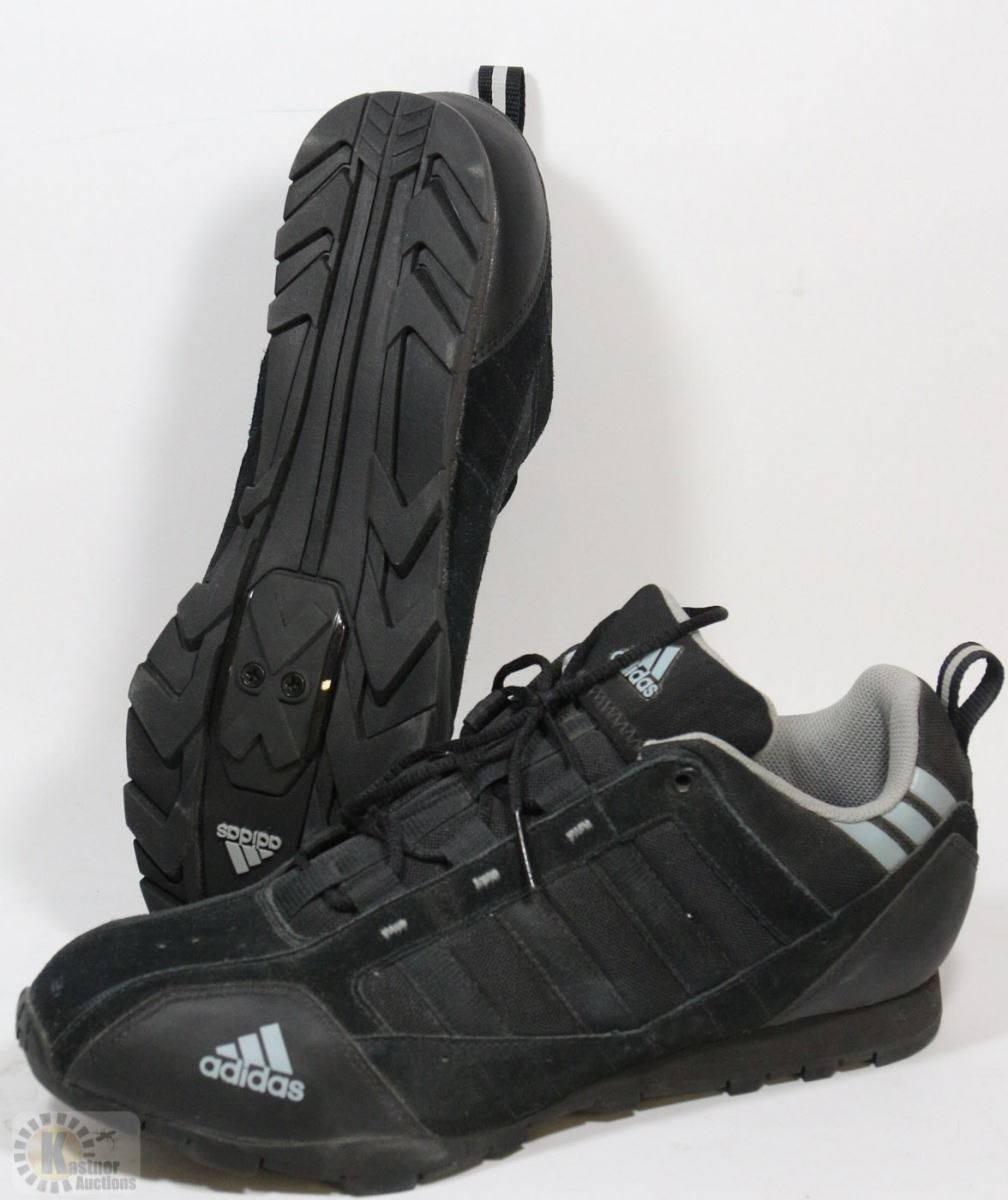 NEW PAIR OF ADIDAS PEDAL CLIP BICYCLE SHOES