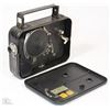 Image 1 : VINTAGE MOVIE CAMERA KODAK EIGHT MODEL 20 - MADE IN U.S.A. BY EASTMAN