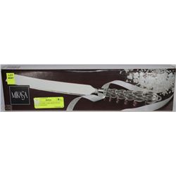 MIKASA NEW CAKE KNIFE WITH GLASS HANDLE