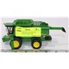 Image 1 : JOHN DEERE DIE CAST BULLET ROTOR 9670 STS TRACTOR