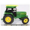 Image 1 : METAL JOHN DEERE TRACTOR 3140 WITH REMOVEABLE CAB