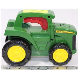JOHN DEERE LIGHT UP TRACTOR