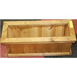 CEDAR PLANTER 10"X26"X10"H