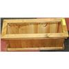Image 1 : CEDAR PLANTER 10"X26"X10"H
