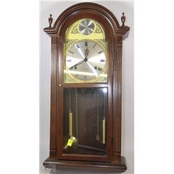 VINTAGE WALL CLOCK MISSING KEY