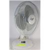 Image 1 : COMFORT ZONE OSCILLATING FAN 13"
