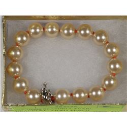 #27-10mm SEASHELL PEARL BRACELET - LIGHT PEACH