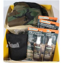 BOX OF HUNTING ACESSORIES