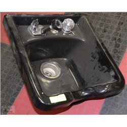 BLACK HAIR DRESSING SINK