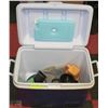 Image 1 : BLUE/WHITE RUBBERMAID COOLER