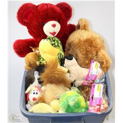 LARGE TOTE OF STUFFED ANIMALS