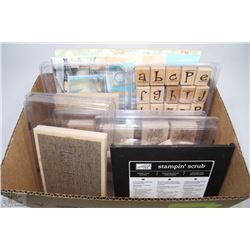 BOX W/SCRAPBOOKING /CARD MAKING