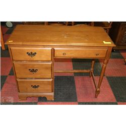 VIALS WOOD DESK 18"X40"