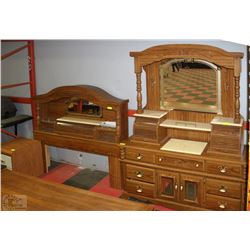 4PC WOOD WITH MARBLE LOOKING ACCENTS BEDROOM