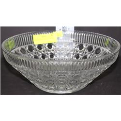 ORNATE CUT GLASS FRUIT BOWL