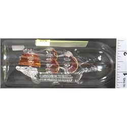 ART GLASS BOAT IN A BOTTLE