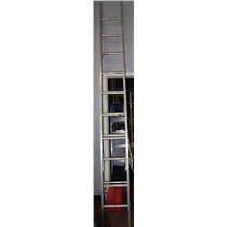 ALUMINUM EXTENSION LADDER ON CHOICE