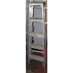 5' ALUMINUM STEP LADDER