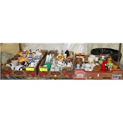 FLAT OF ESTATE COLLECTIBLE SALT&PEPPER SHAKERS X3