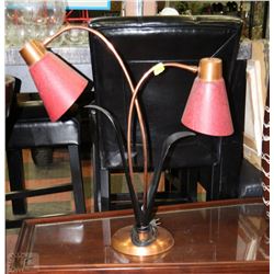VINTAGE TABLE LAMP