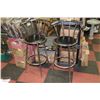 Image 1 : 2 CHROME AND BLACK BAR STOOLS