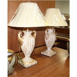 PAIR OF DECORATIVE TABLE LAMPS 32"HIGH